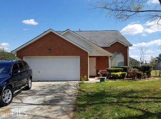 8200 Rhodes Way, Riverdale, GA 30274