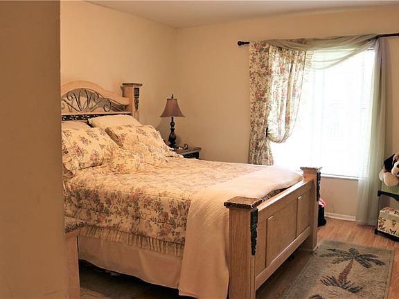 5th image of 8605 N Champlain Ct #83