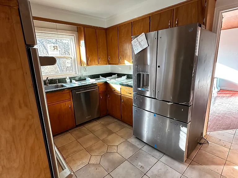 167 Kings Hwy — Photo 11