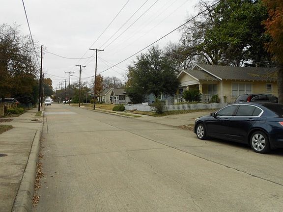 4th image of 1002 W Hunt St