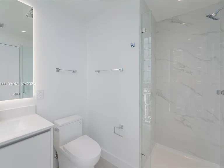 700 NE 24th St #5107 — Photo 28
