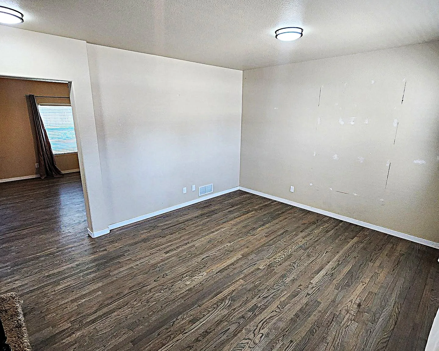 4 bed, 2359 sqft, $2,895 — Photo 3