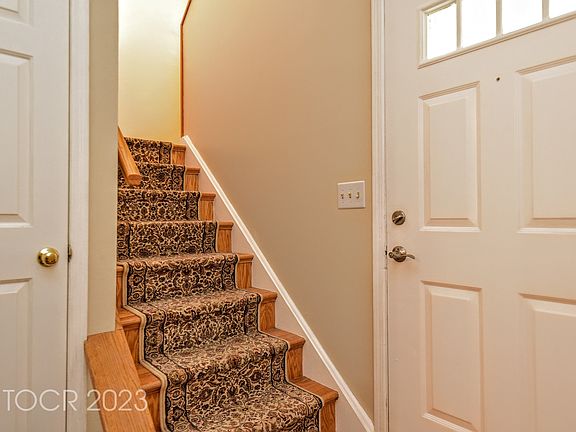 3rd image of 15 Allison Ct