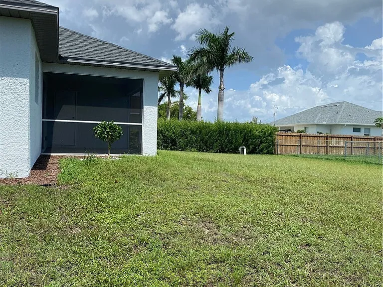 1732 SW 31st Ln — Photo 22