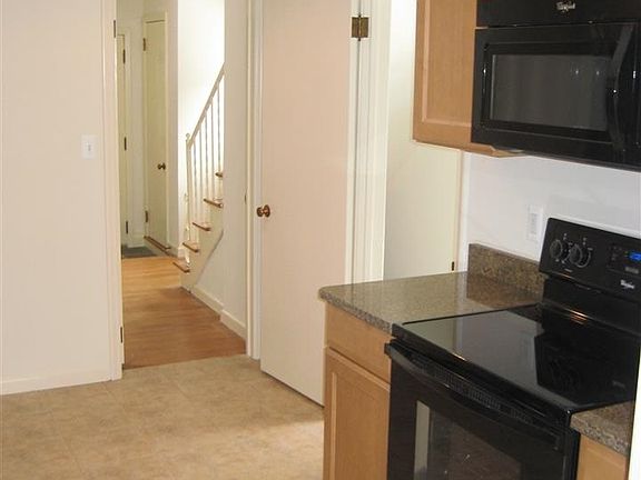 5th image of 1343 Grayton St