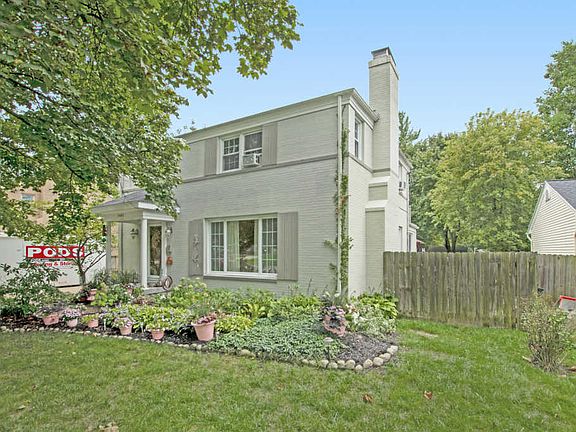 2nd image of 2460 Elmwood Dr SE