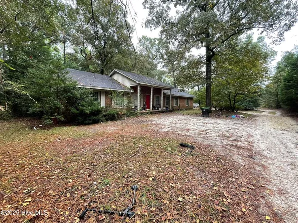 107 Azalea Trail, Salemburg, NC 28385