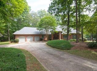 665 Baron Rd, Waxhaw, NC 28173