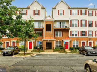 2492 Quick St APT 103, Herndon, VA 20171