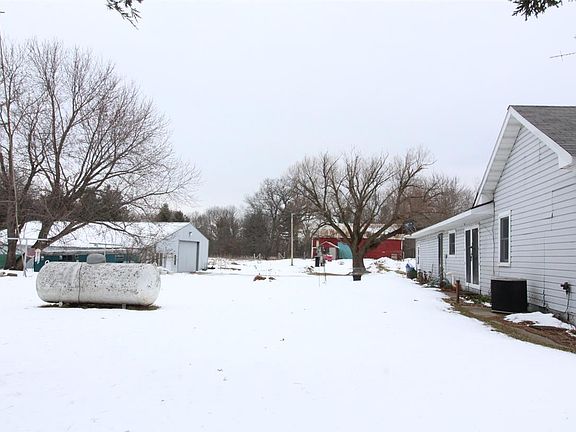 5th image of 1335 17th Ave