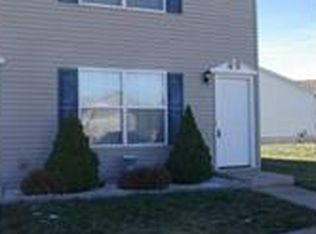 1049 Arlington Way, Warrenton, MO 63383