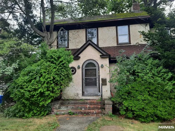 419 Conrad Rd, Englewood, NJ 07631