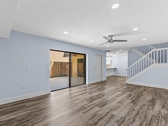 5th image of 2929 SW 22nd Cir #32B