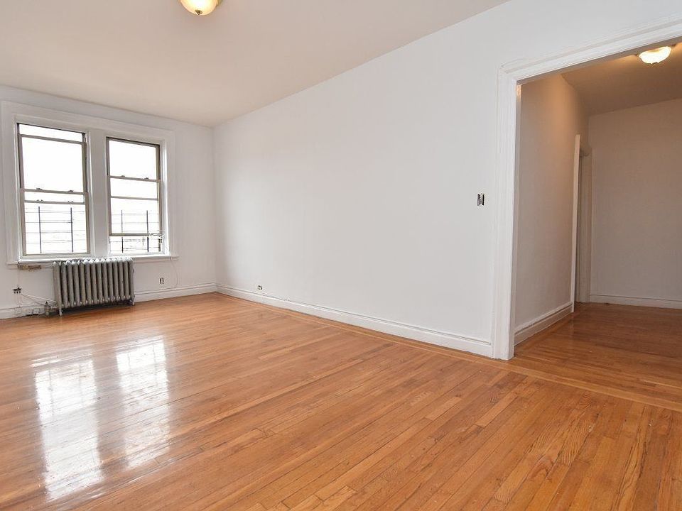 1st image of 701 W 184th St APT 4K