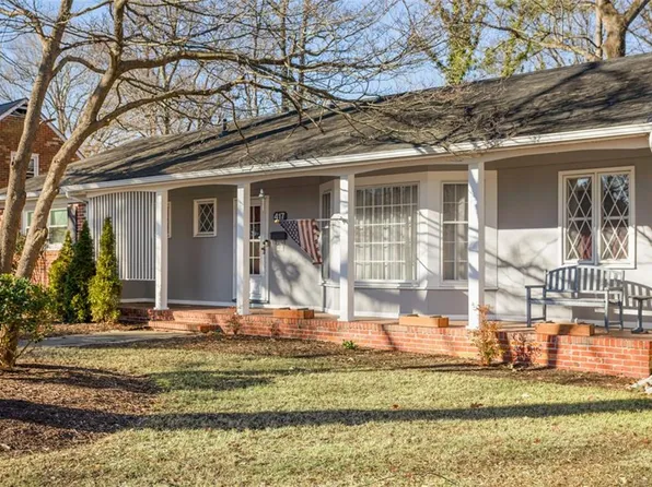 417 Woodland Rd, Hampton, VA 23669