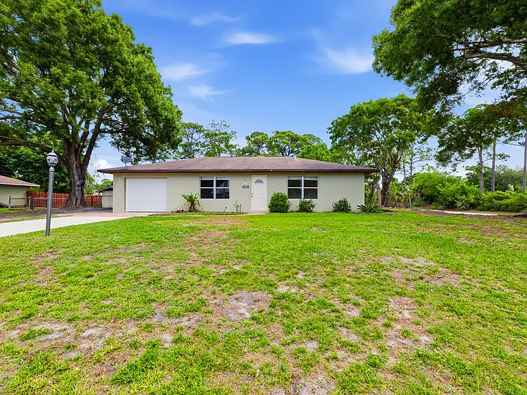 7302 Santa Clara Blvd — Photo 15