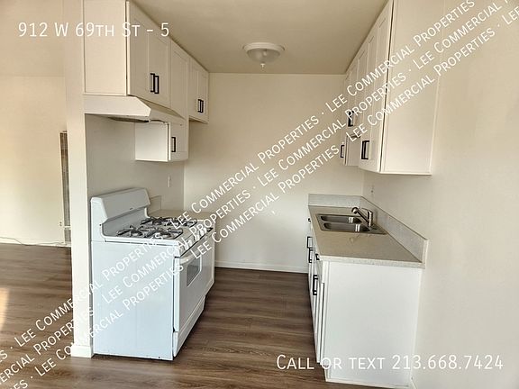 3rd image of 912 W 69th St APT 5