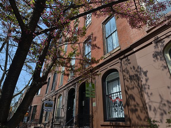 5th image of 1535 Pine St APT 4R
