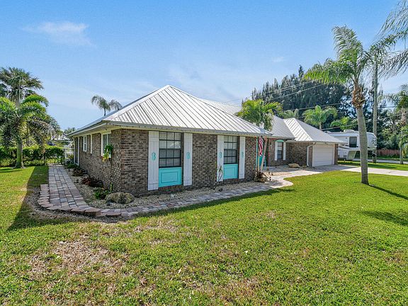 4th image of 320 S Naranja Avenue