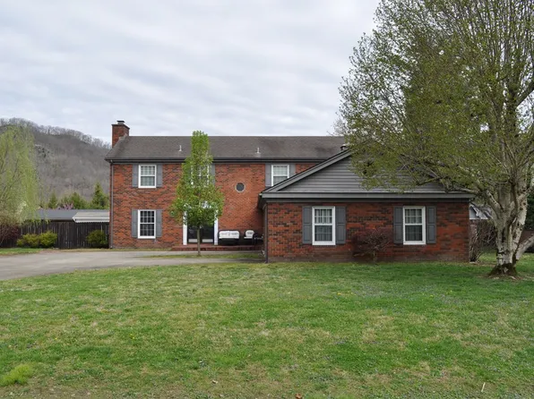 228 E Cedar Dr, Pikeville, KY 41501