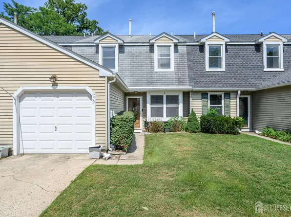 39 River Bank Dr, Roebling, NJ 08554