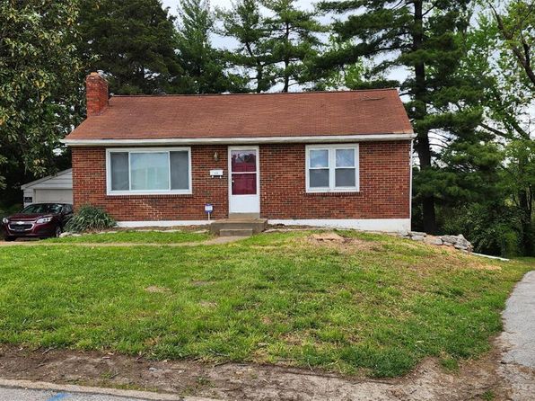 823 Fontaine Pl, Saint Louis, MO 63137