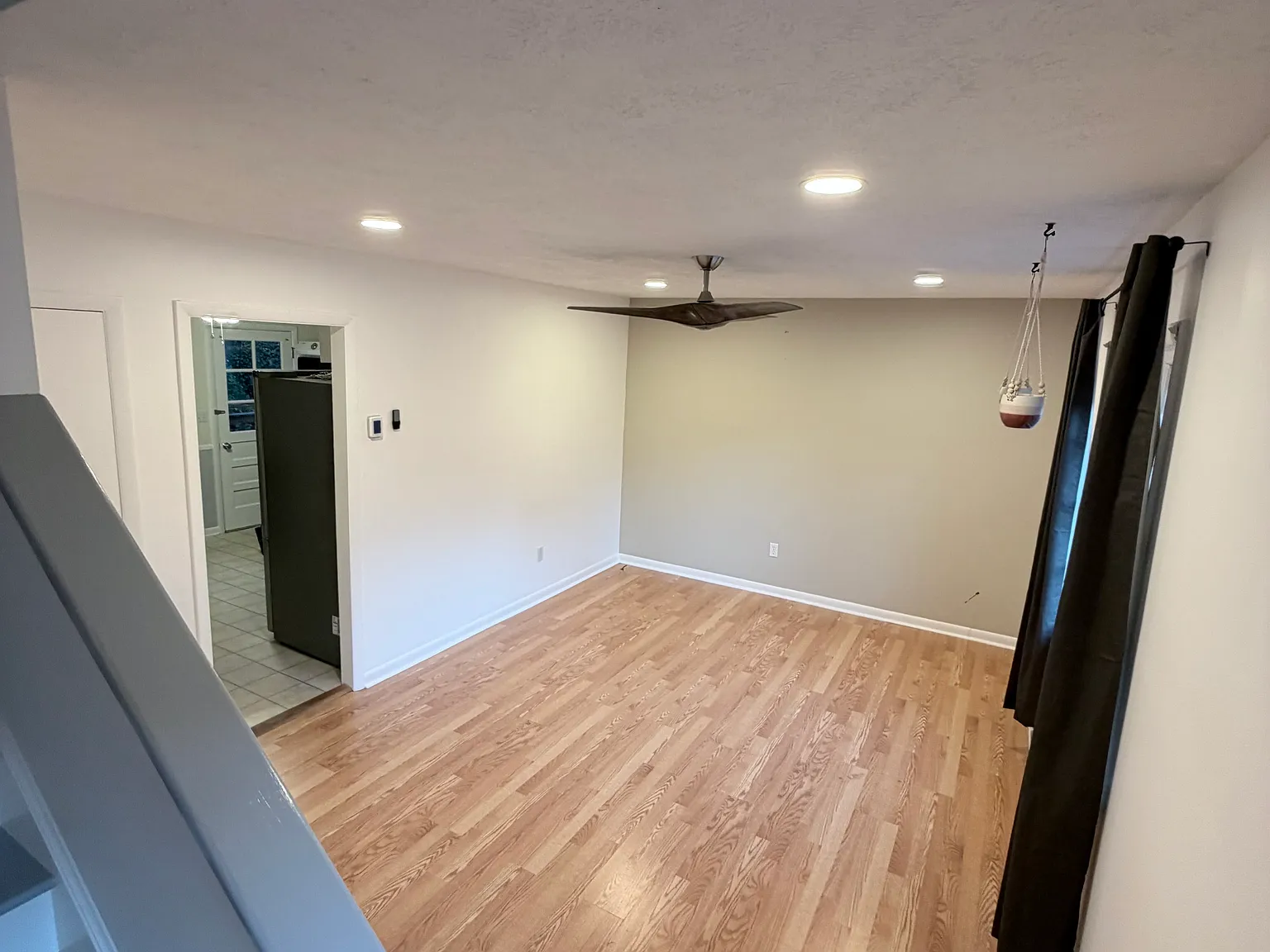 1228 Holmes Ave — Photo 2