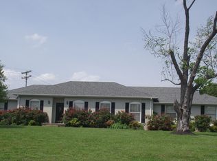 1910 Royal Dr, Murfreesboro, TN 37129