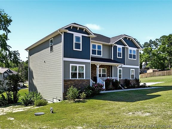 3rd image of 120 Wildwood Way