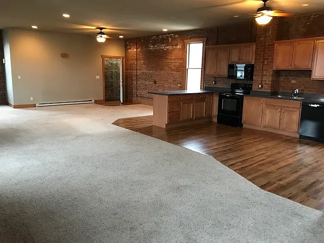 100 E Lincoln Ave APT 5 photo 1
