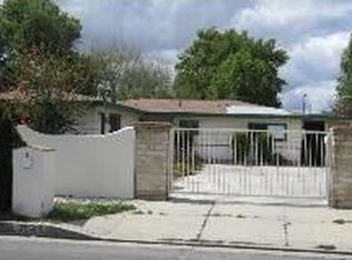 7045 Independence Ave, Canoga Park, CA 91303