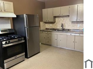 3208 Osceola St, Saint Louis, MO 63111