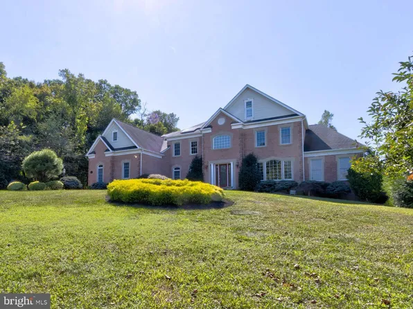 14307 Roxbury Lake Dr, Glenelg, MD 21737
