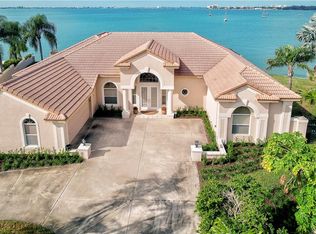 4221 45th St S, Saint Petersburg, FL 33711