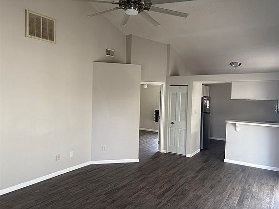 2nd image of 2416 Haviland Dr