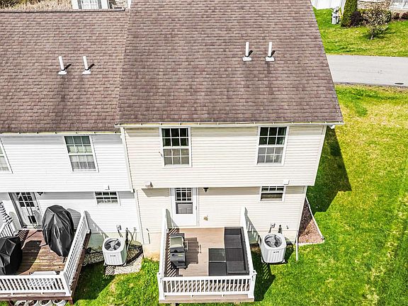 5th image of 152 Eagle Dr