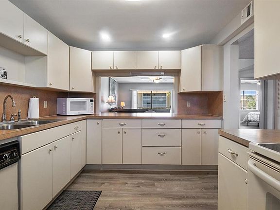 3rd image of 315 North Cswy APT B304