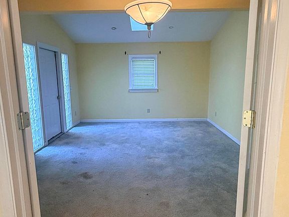 5th image of 6323 Strawfield Drive