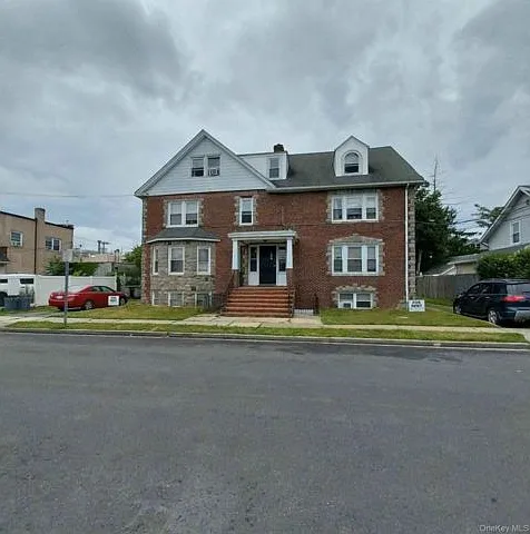 1 bed, 1.0 bath, 700 sqft, $3,000 — Photo 3