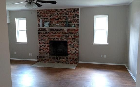 5th image of 4717 Madella St