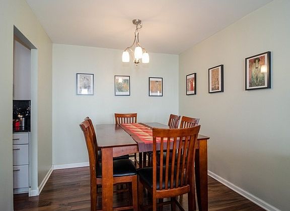 4th image of 3930 N Pine Grove Ave APT 2803