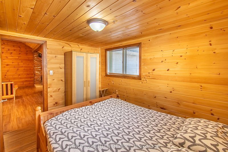 Wasaga Beach House for rent - 3 Bedrooms — photo 18
