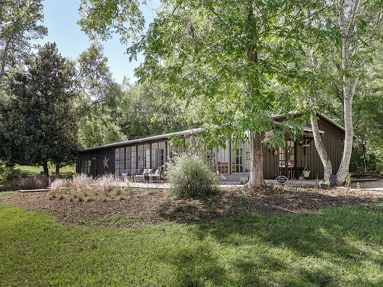 190 Lakewood Dr — Photo 38
