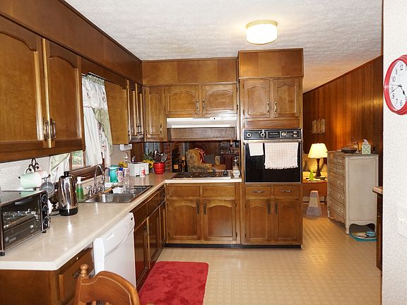 2nd image of 3118 Melissa Ct