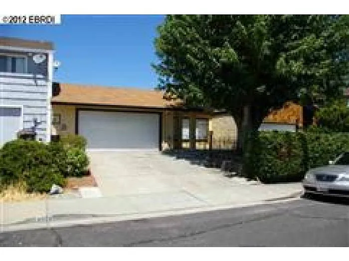 2914 N Apple Ct photo 1