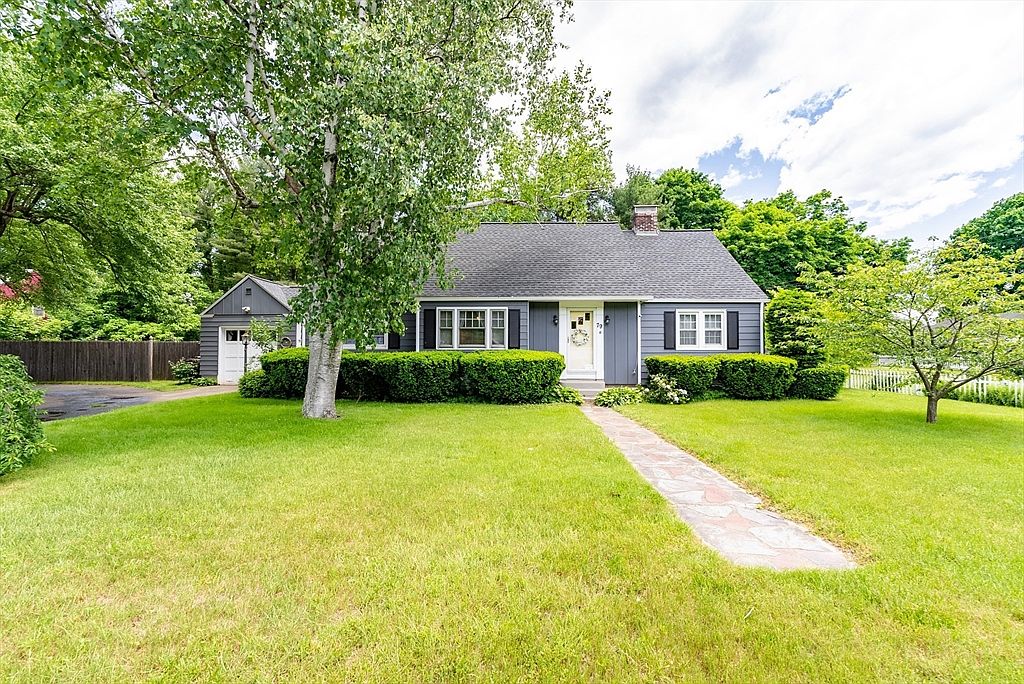 79 Montgomery St, Westfield, MA 01085 Zillow