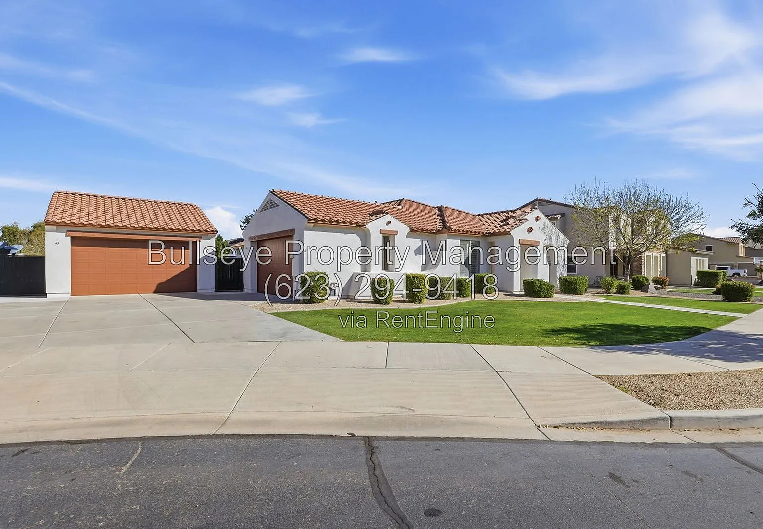3 bed, 3.0 bath, 2344 sqft, $3,750 — Photo 3
