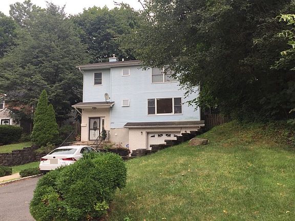 2nd image of 450 Glenwood Ave