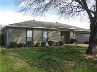 2745 Mill Pond Rd, Denton, TX 76209