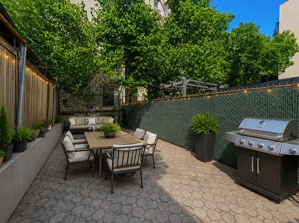 63 W 128th St #T, New York, NY 10027